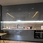 Apartment Homerent 21 Square Tirana