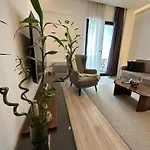 Homerent 21 Square *