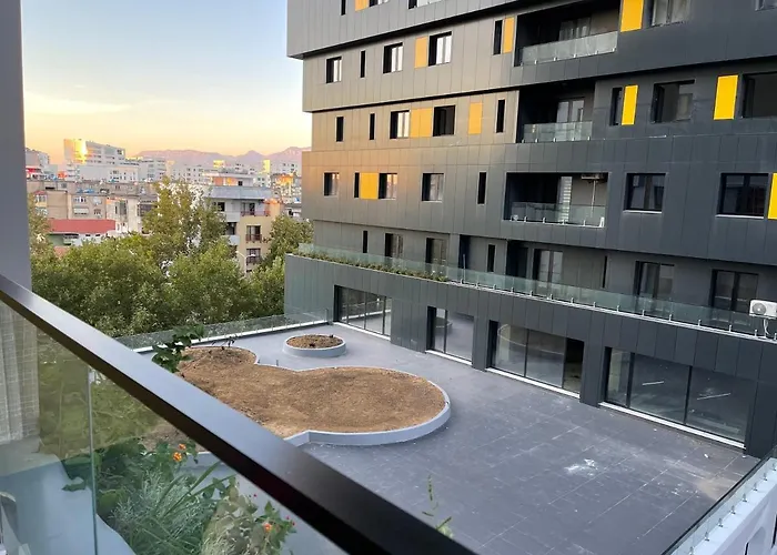 Homerent 21 Square Tirana